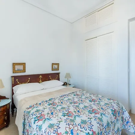 Apartment In Near Playa Bajondillo Torremolinos