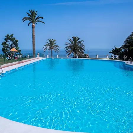 With Shared Pool Near Apartment Torremolinos